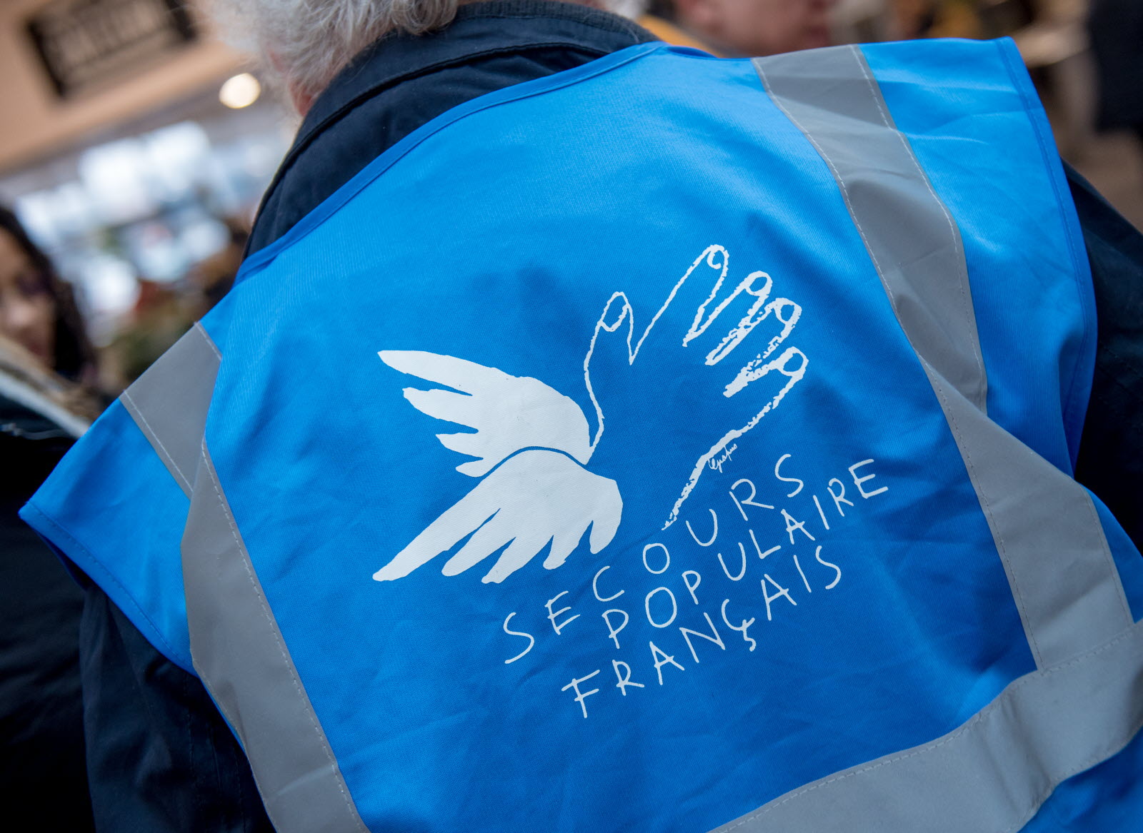 Bénévole du Secours Populaire d'Agen